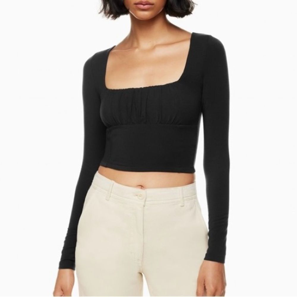 WILFRED FREE BY ARITZIA Orbit Ruched Long Sleeve Crop Top